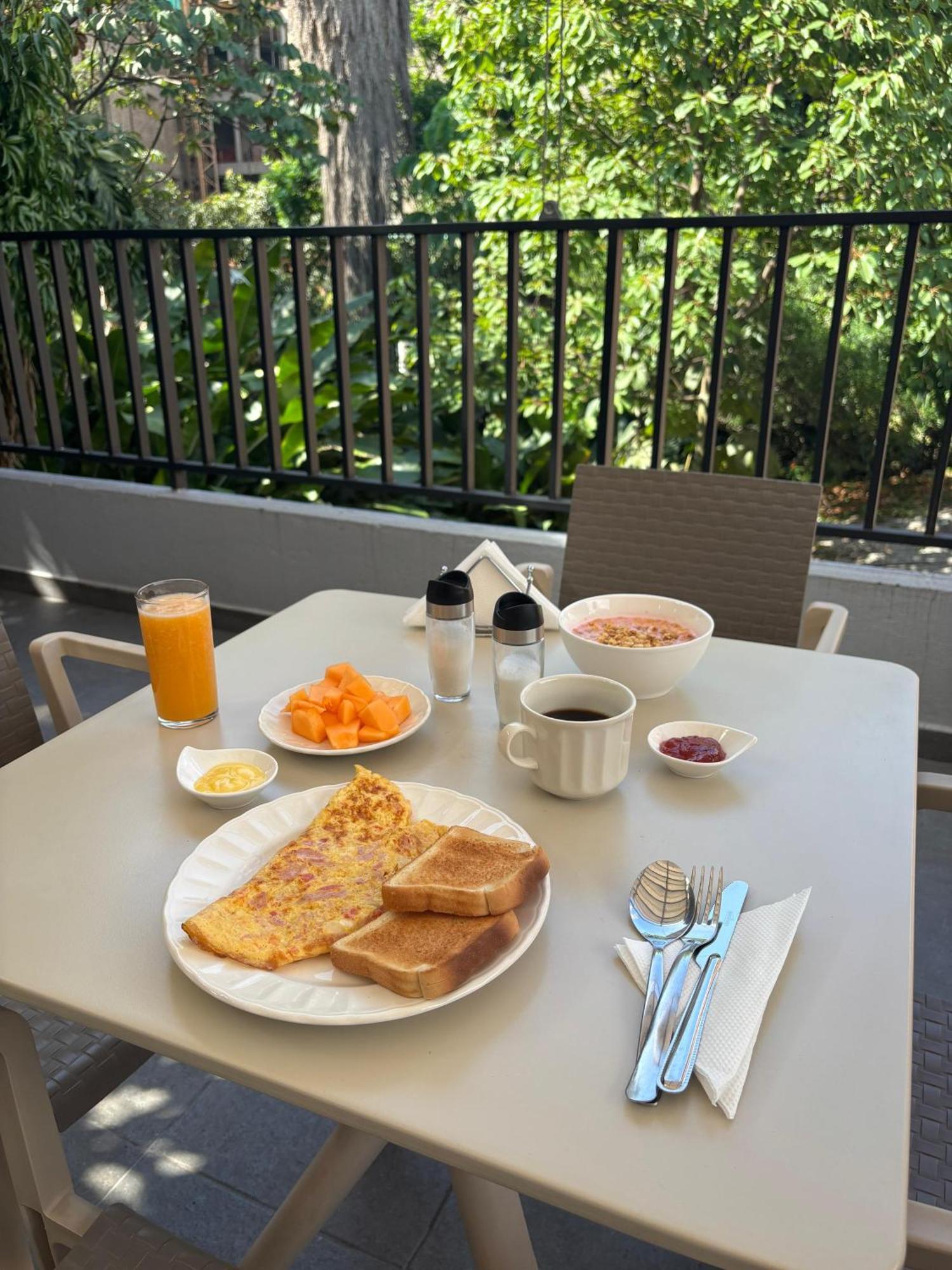 Vita Hotel Boutique Medellín Zewnętrze zdjęcie